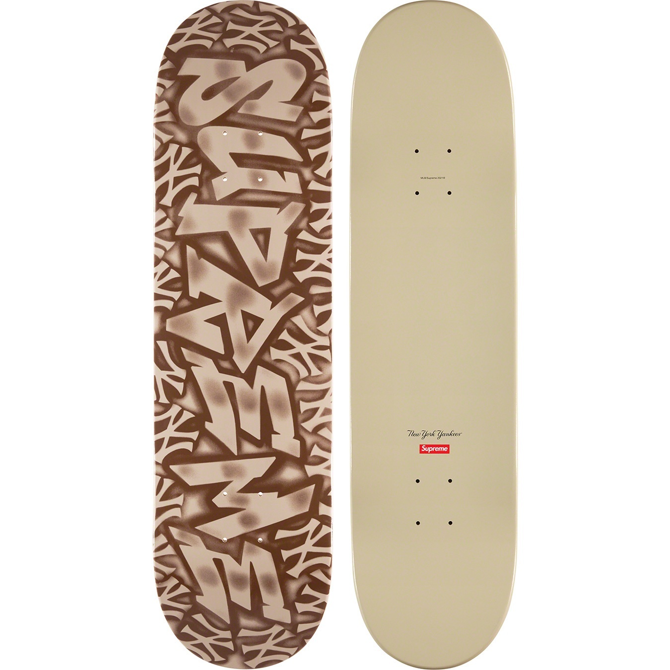 Supreme®/New York Yankees™ Airbrush Skateboard view 4